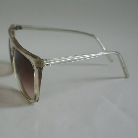 NWOT TruVintage 80's Lady's fashion thick frame w/Gradient Smoke lens Sunglasses - Picture 3 of 4